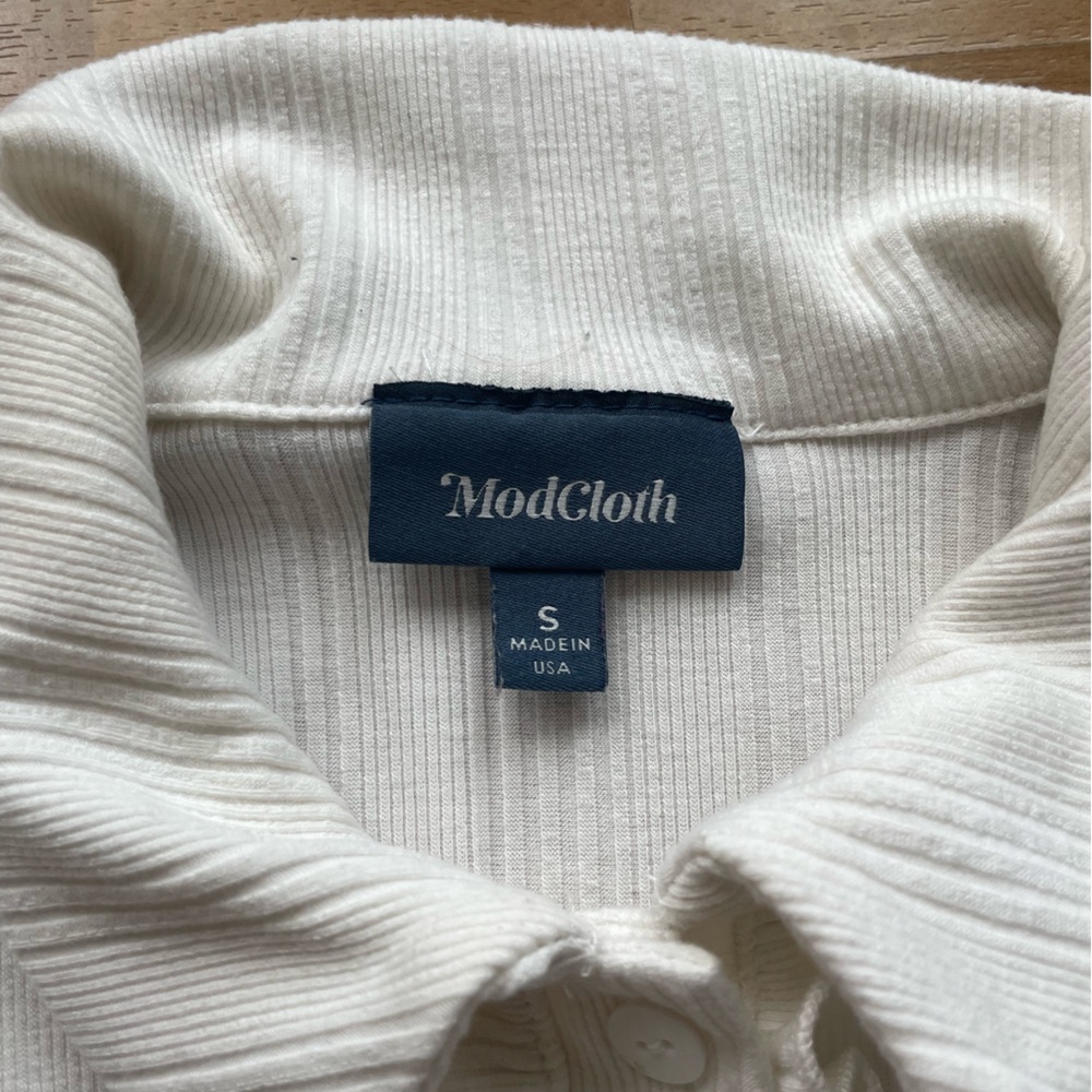 Modcloth White Ruffled Collared Blouse - Picture 2 of 3